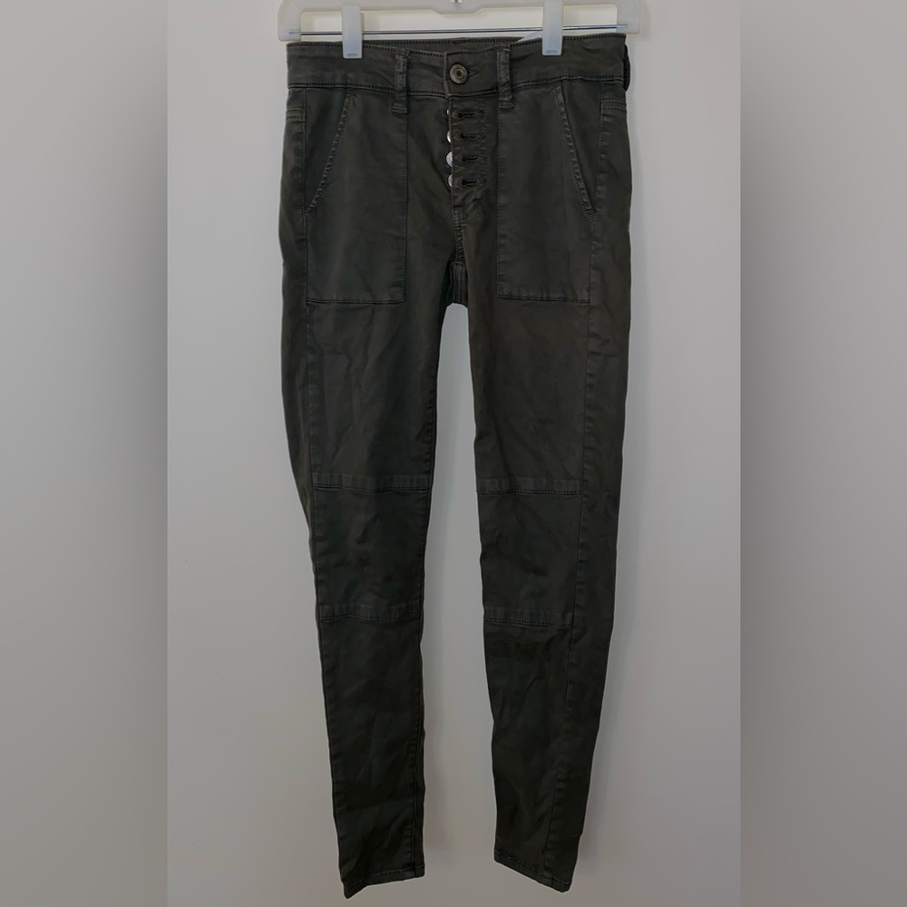 American Eagle size 2 olive green pants